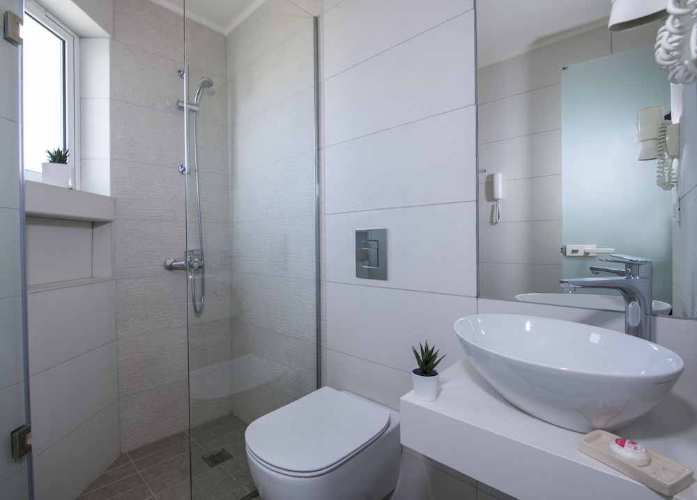 Kedrissos Hotel Apartments 39/44