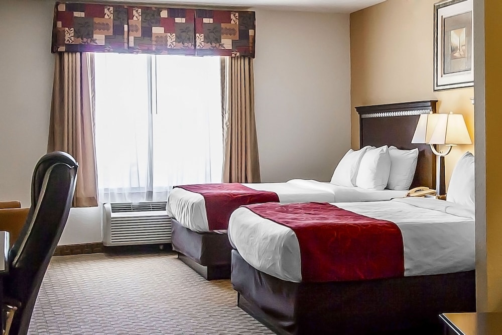 Comfort Suites Jackson Cape Girardeau 16/63