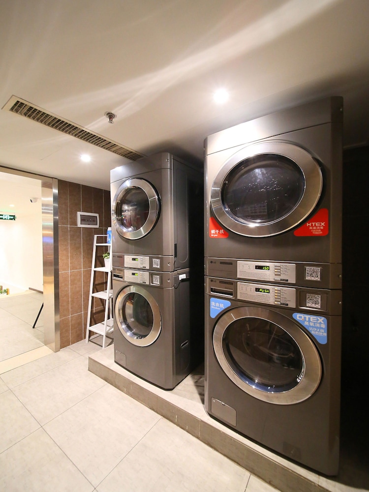Ibis Zhonghua 27/48
