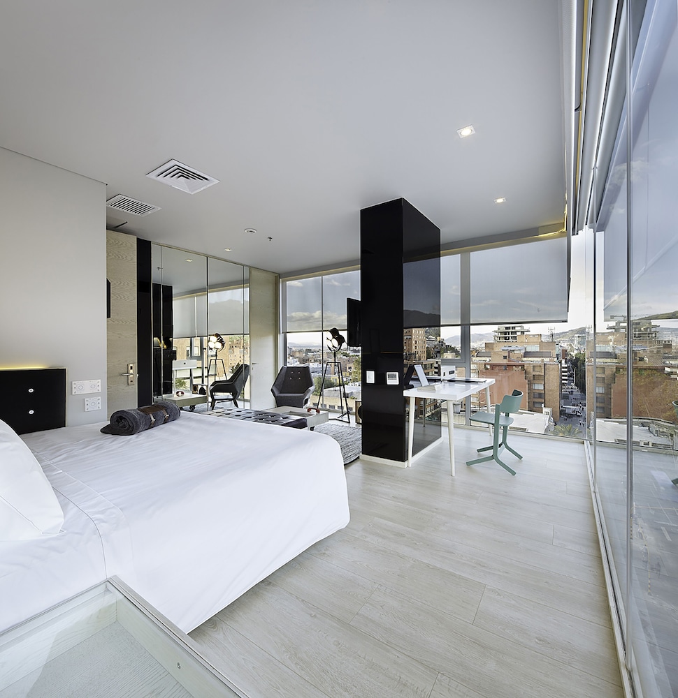 The Click Clack Hotel 35/64