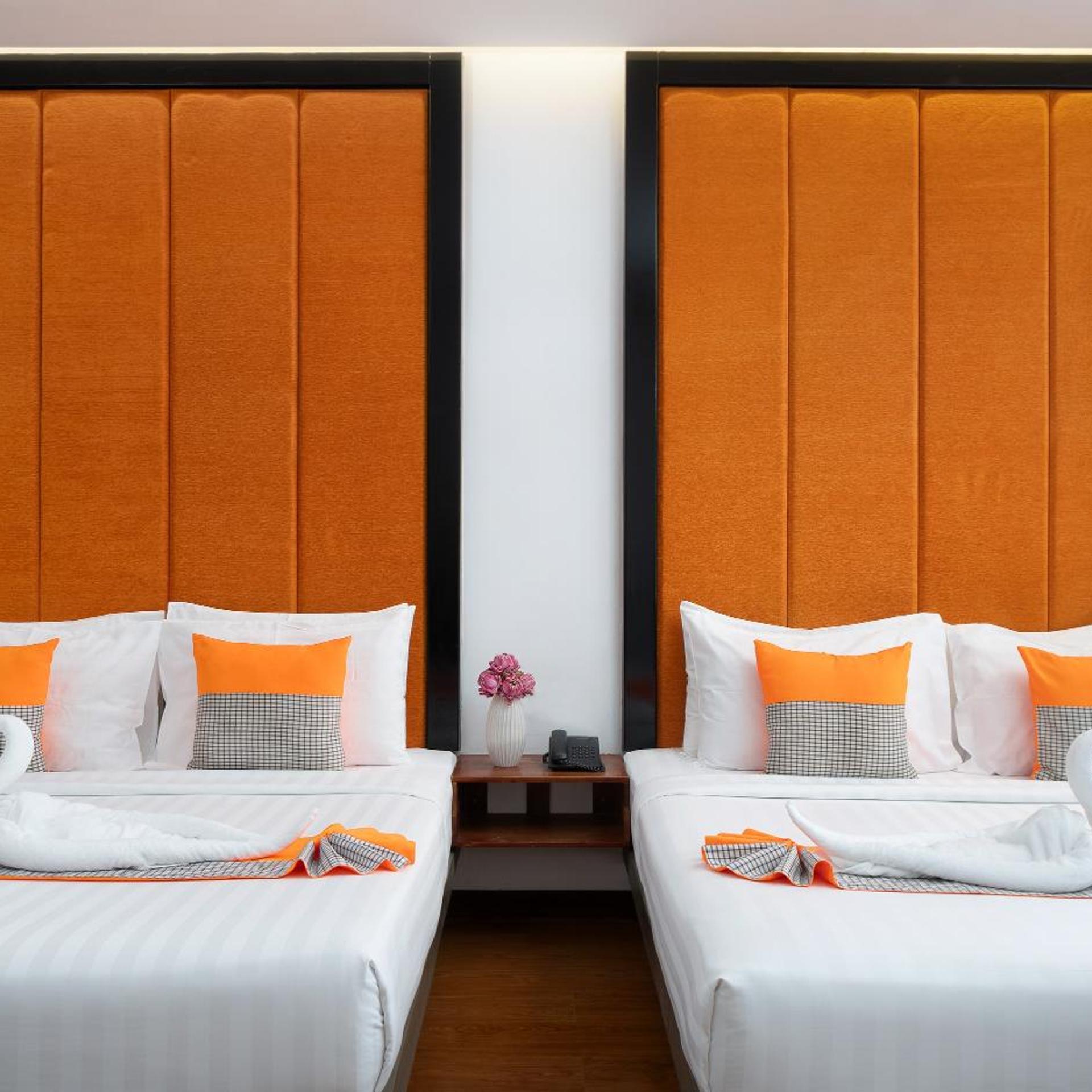 Family Suite, Pool View, Balcony