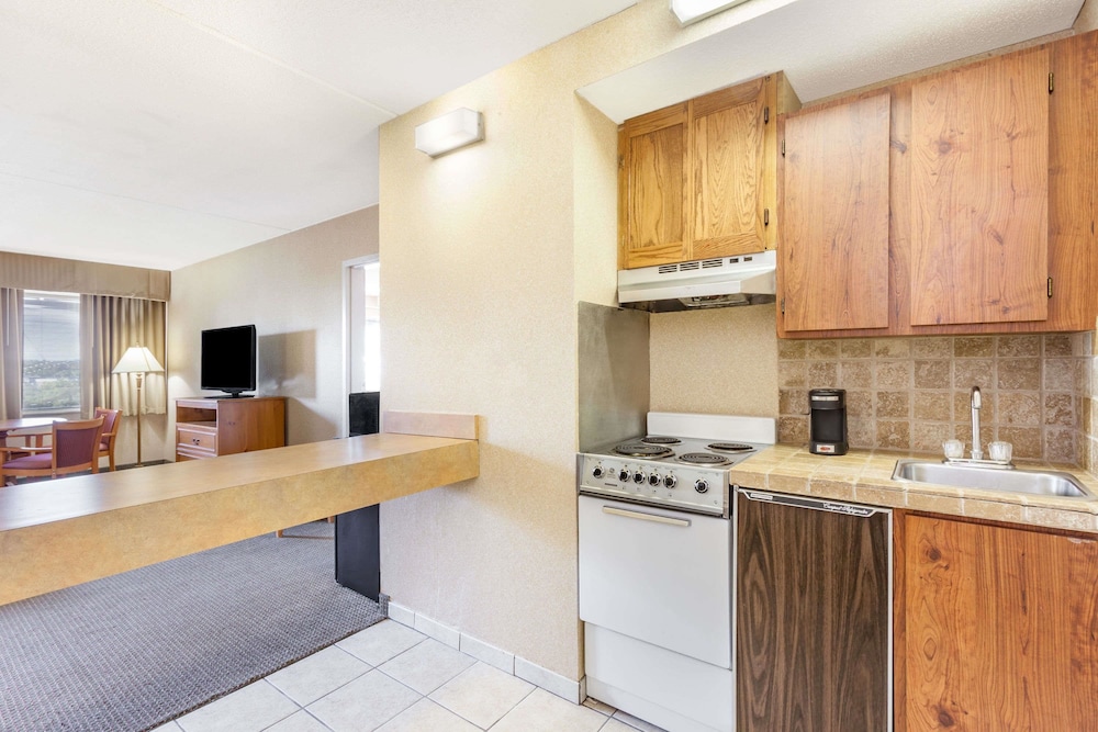 Travelodge By Wyndham Winchester 4/39