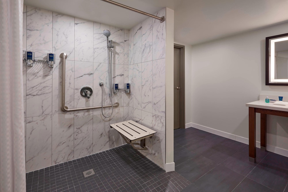 Four Points By Sheraton Toronto Airport 14/50