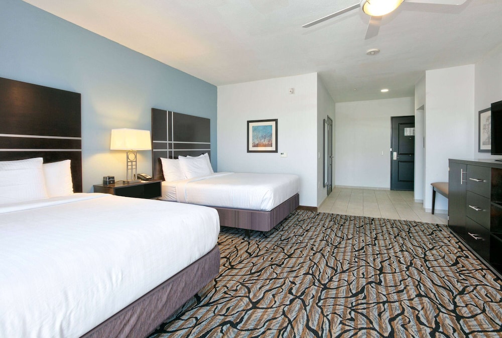 ROOM, 2 QUEEN BEDS, ACCESSIBLE