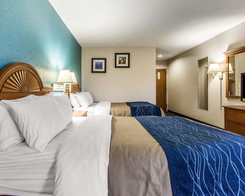Quality Inn & Suites Circleville 24/53