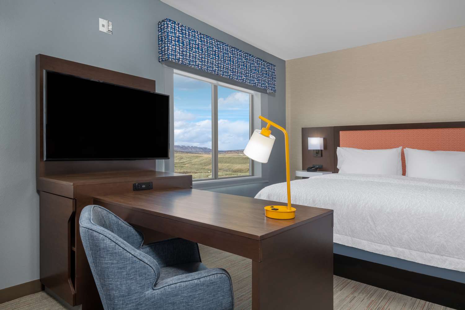 Hampton Inn Suites Cody Wy 12/28