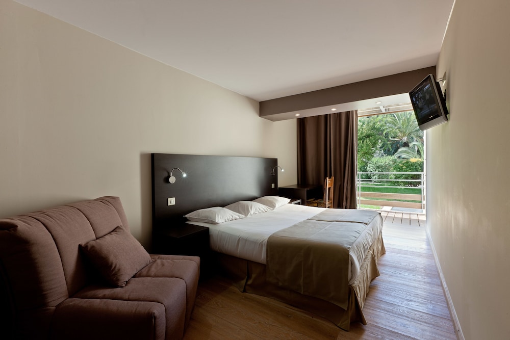 Hotel Club Marina Viva 20/68
