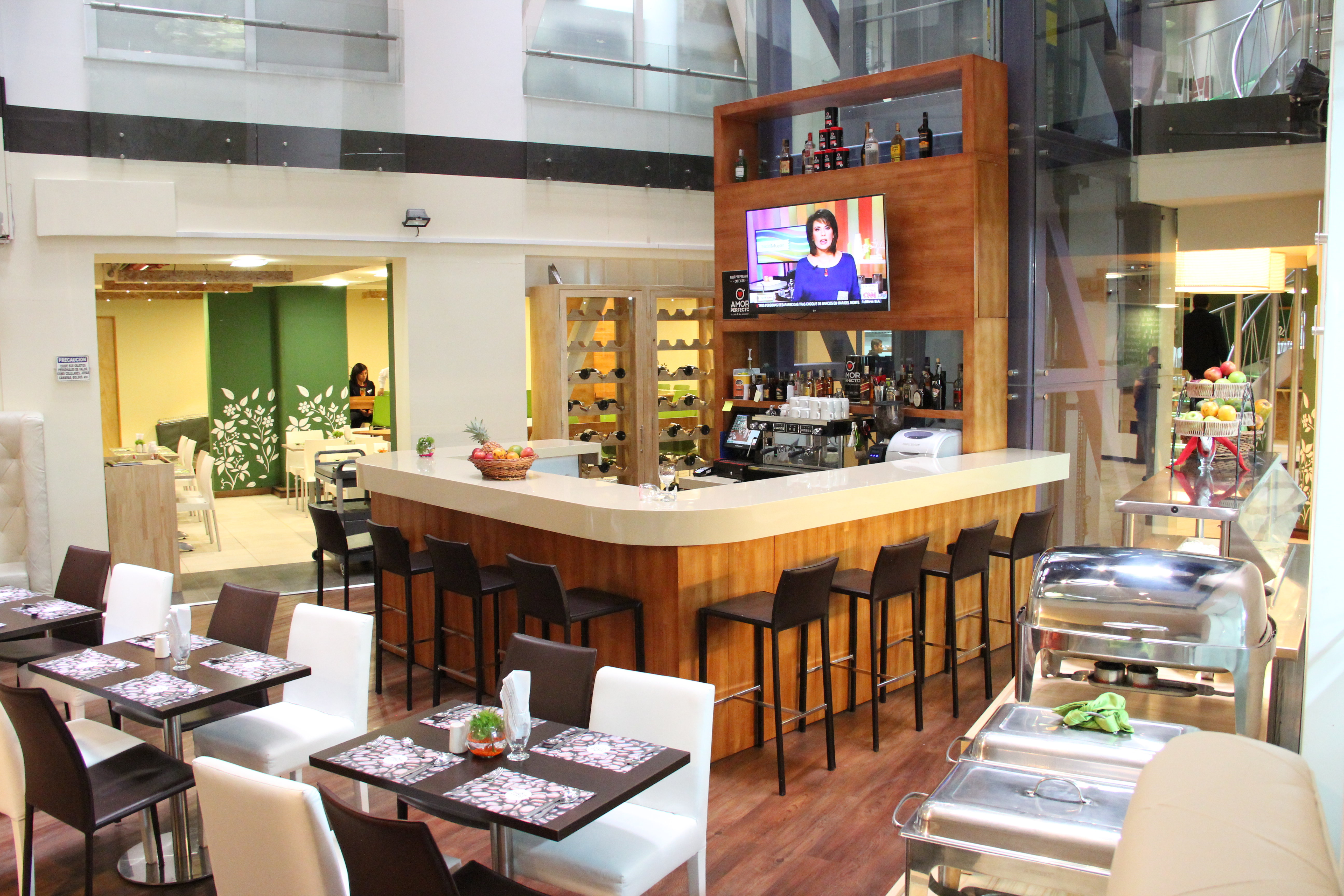 Hotel Continental All Suites 14/17