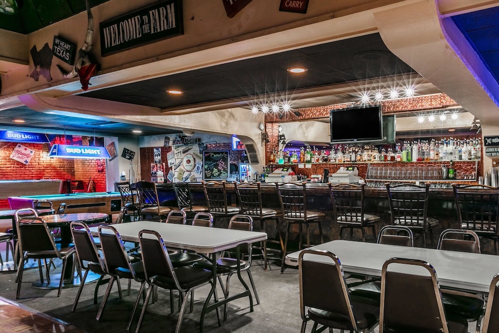 Ramada By Wyndham Odessa Near University Of Texas Permian 30/39