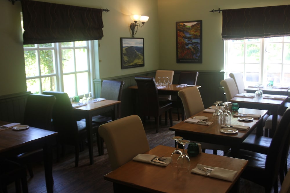 OYO Flagship Nant Ddu Lodge Hotel & Spa 55/70