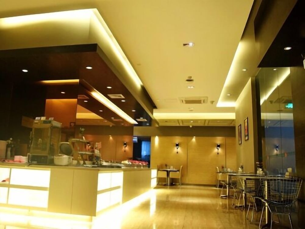 Microtel by Wyndham Kunming City Center 5/25