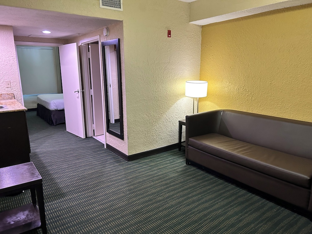 Hotel Flamingo Inn & Suites Vero Beach I-95 36/54