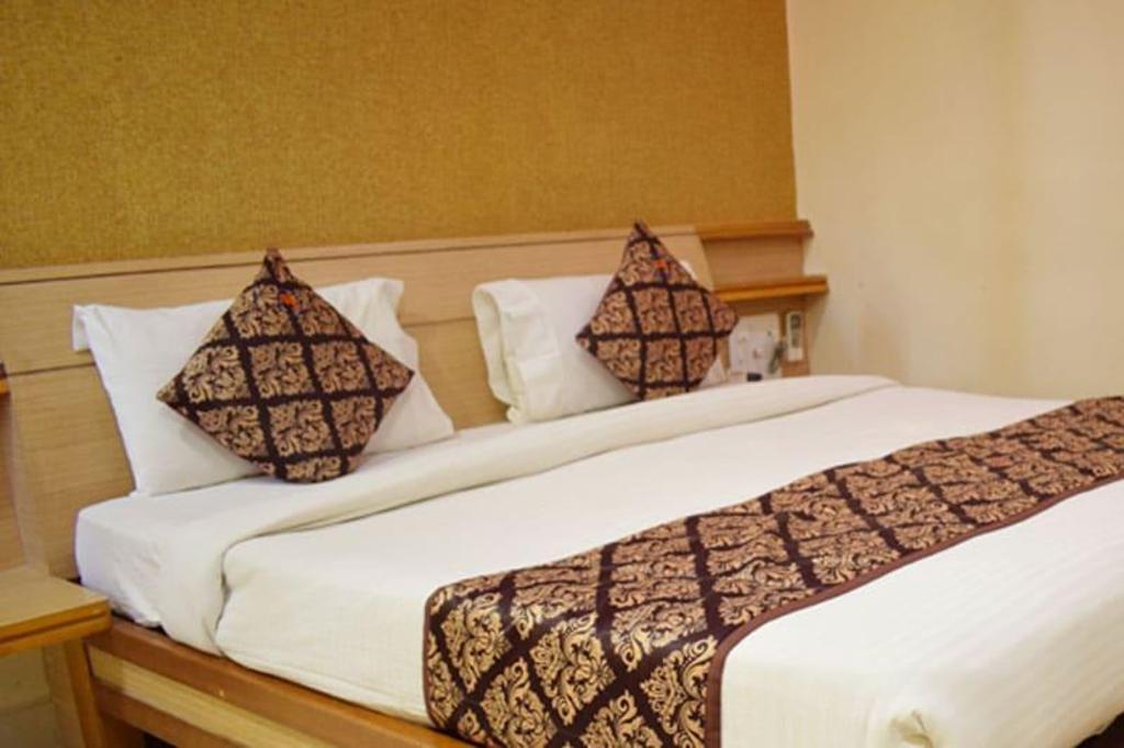HOTEL MANGALAM 21/49