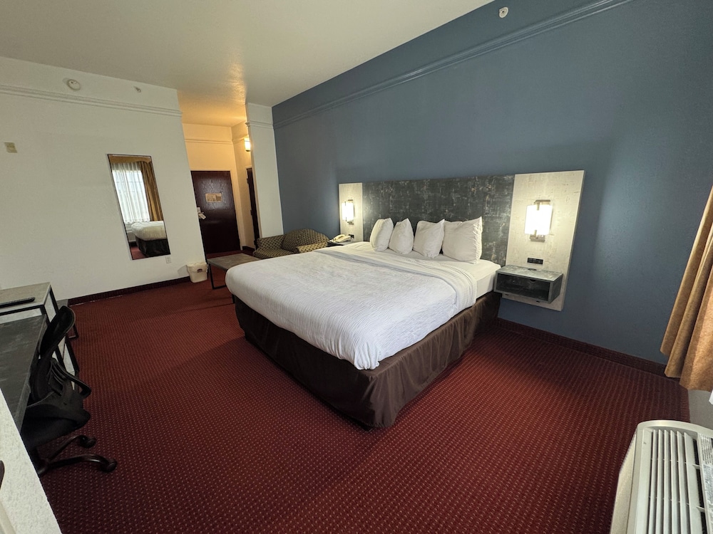 FairBridge Inn & Suites Cleburne 21/62