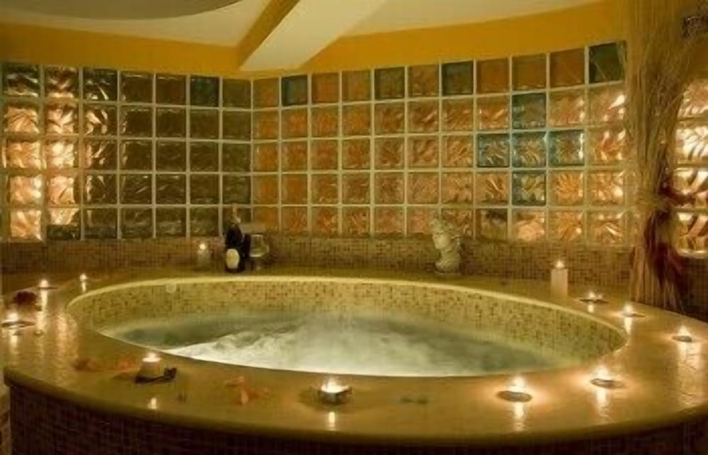 Grand Hotel Osman 27/39