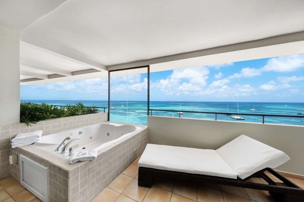 Barcelo Aruba 24/79