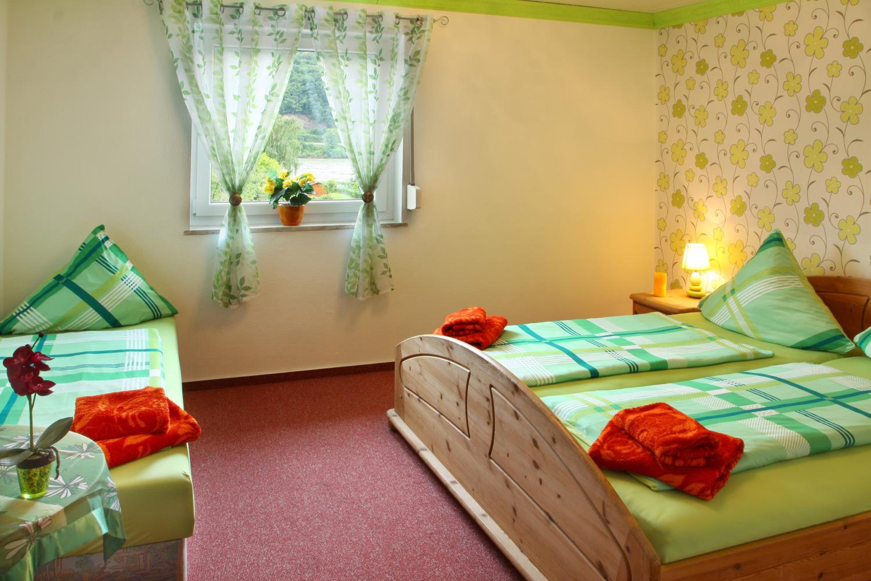 Hotel im Rheintal 19/57