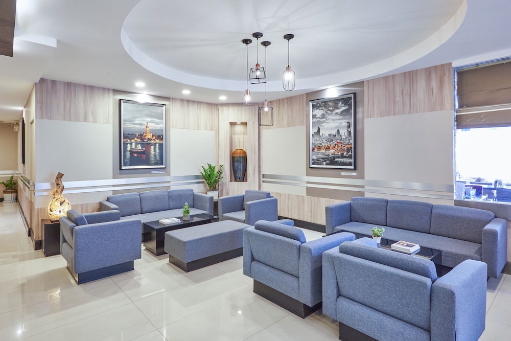 Adelphi Suites Bangkok 51/69