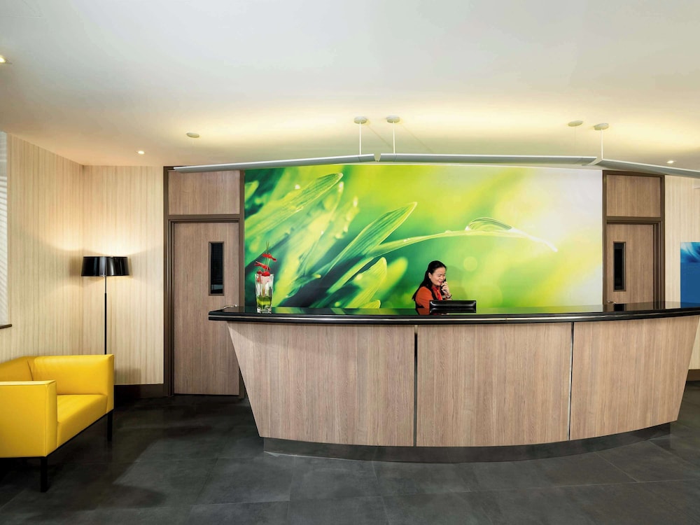 lobby