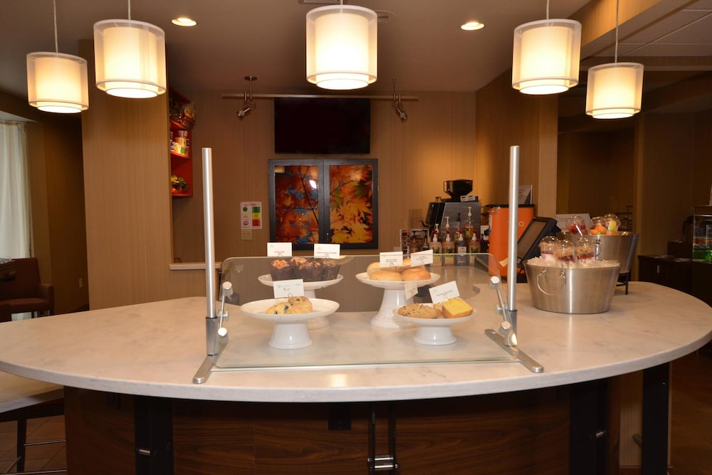 Courtyard By Marriott Burlington Williston 43/65