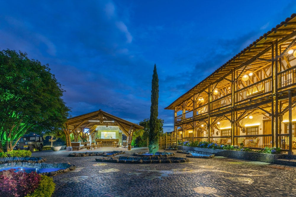 Casa San Carlos Lodge 4/50