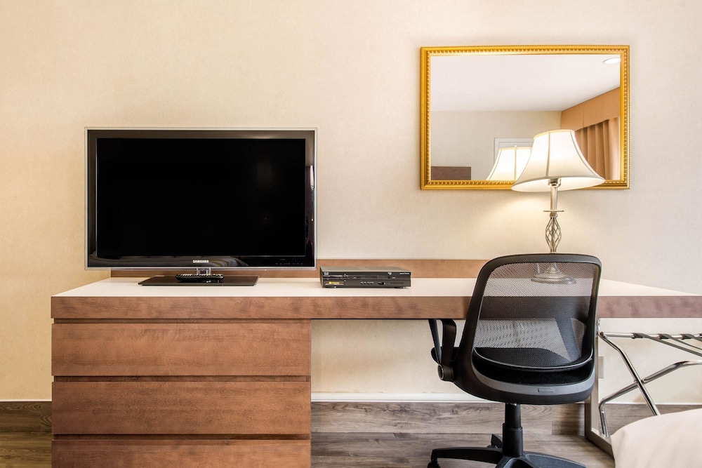 Quality Inn & Suites Gatineau 38/42