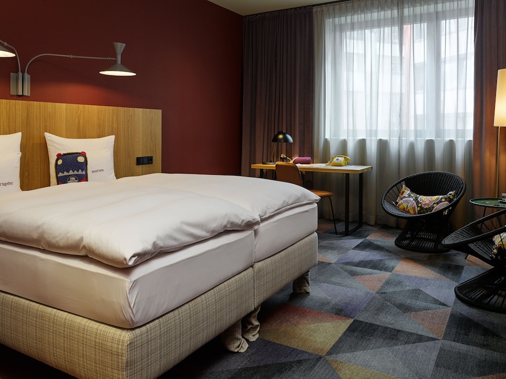 Room, Double Bed, Sofa, Xl