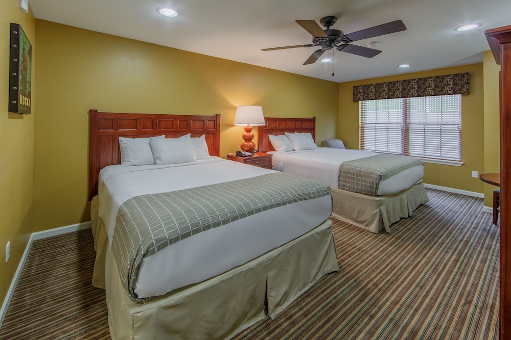 Holiday Inn Club Vacations Fox River Resort at Sheridan 7/47