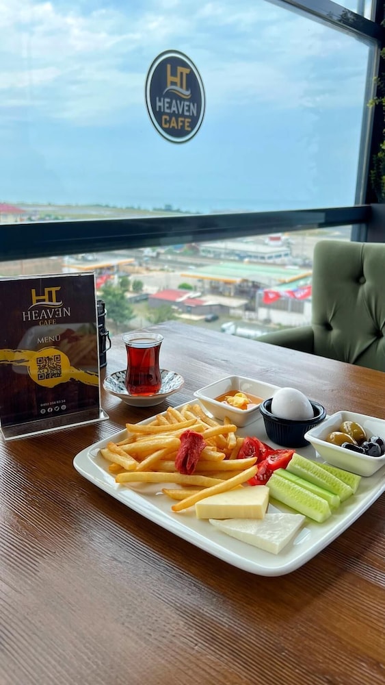 Yusra Suit Trabzon 41/50