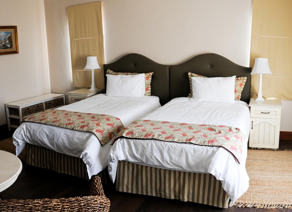 Candlewoods Guesthouse 9/48