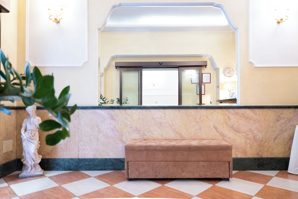 Hotel Romantica 7/60