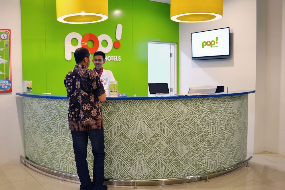 POP! ホテル テベット ジャカルタ 写真5