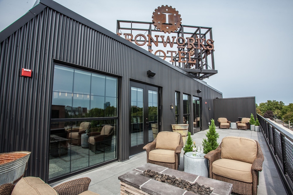 Ironworks Hotel Indy 54/69