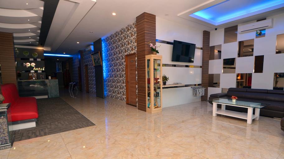 Hip Hop Hotel Banda Aceh 10/21
