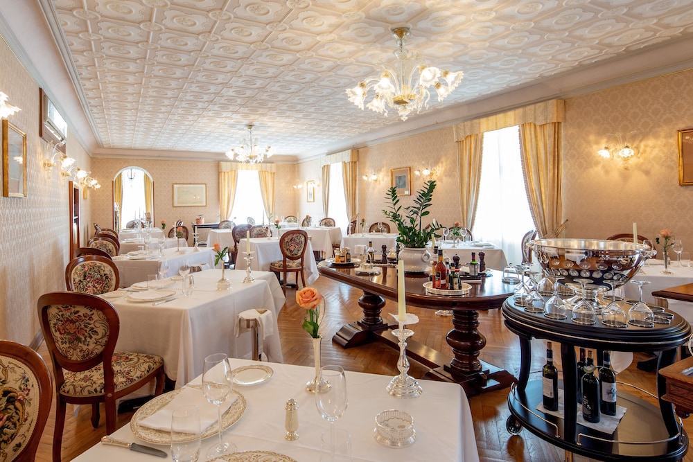 Hotel Villa Del Sogno 63/77