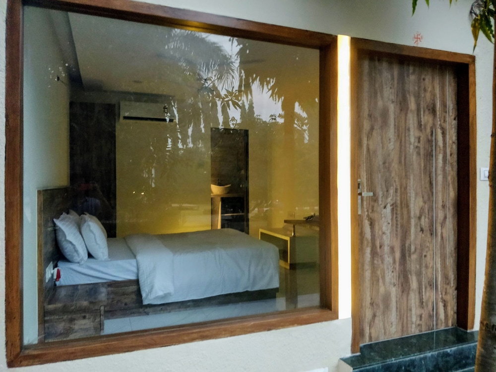 Pushp Vatika Resort & Lawns 60/60