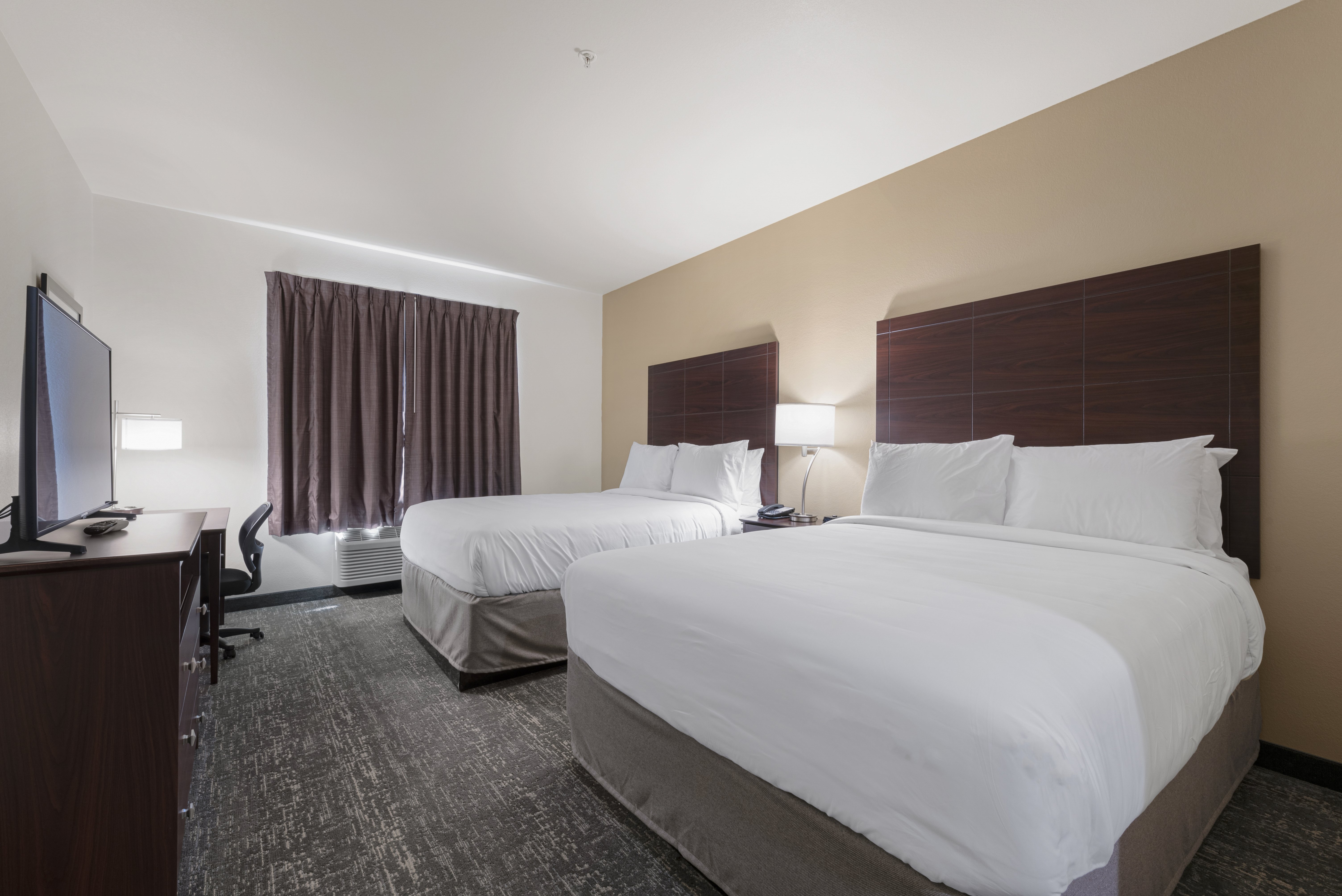 Cobblestone Hotel & Suites - Urbana 25/69