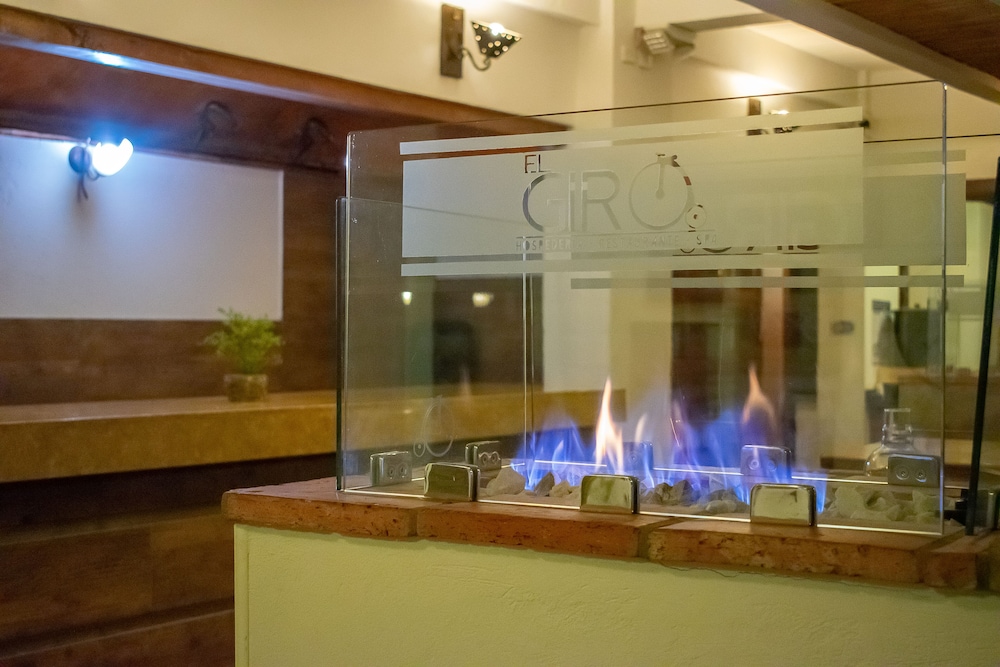 Hotel El Giro 6/50