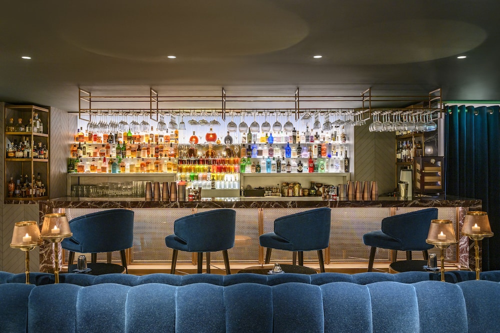 Sofitel London St James 53/70