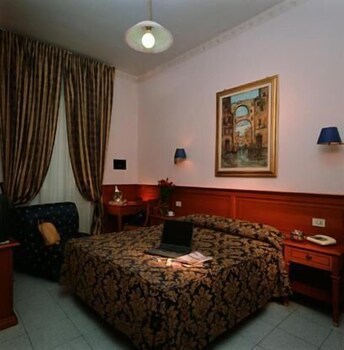 Hotel Ventura Rome 10/26