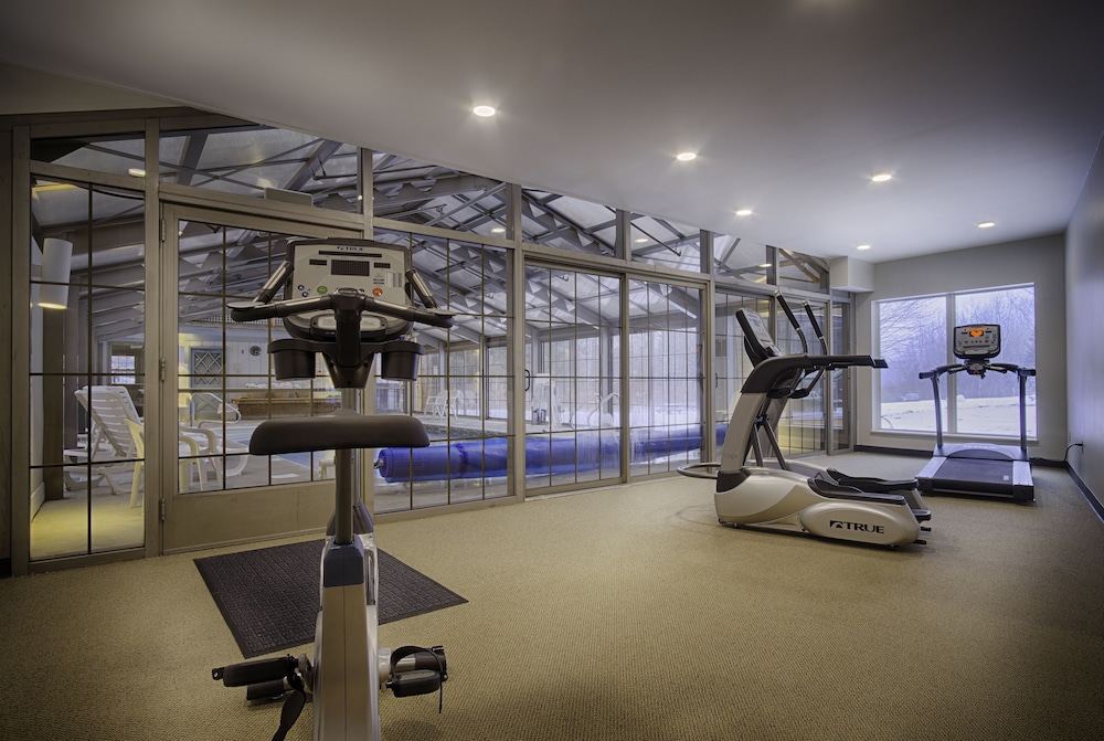 Sun Ski Inn And Suites 27/50