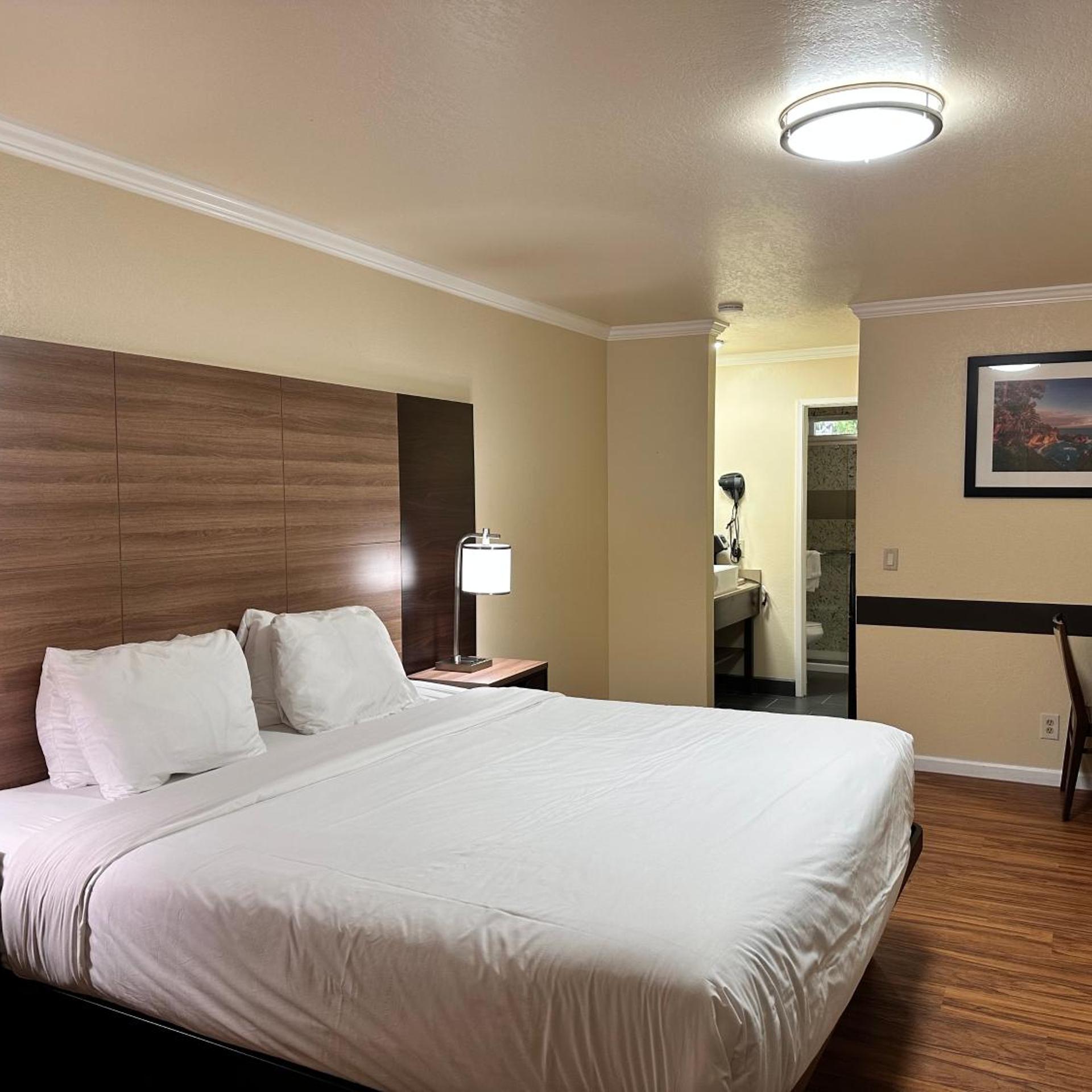 Beachwalker Inn Cayucos 13/25