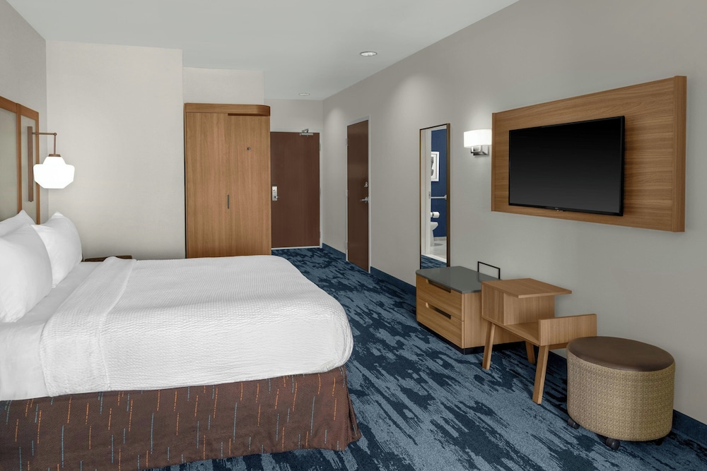 FAIRFIELD INN AND SUITES ATLANTA ACWORTH 16/50
