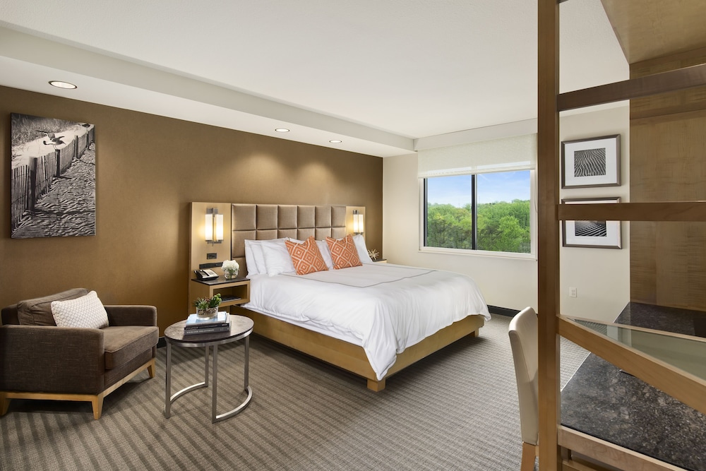 The Hotel at Arundel Preserve 7/48