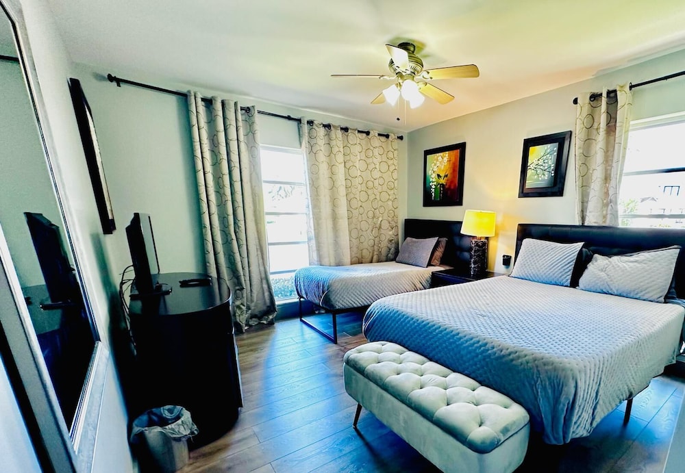 Villa Marco Island 8/50