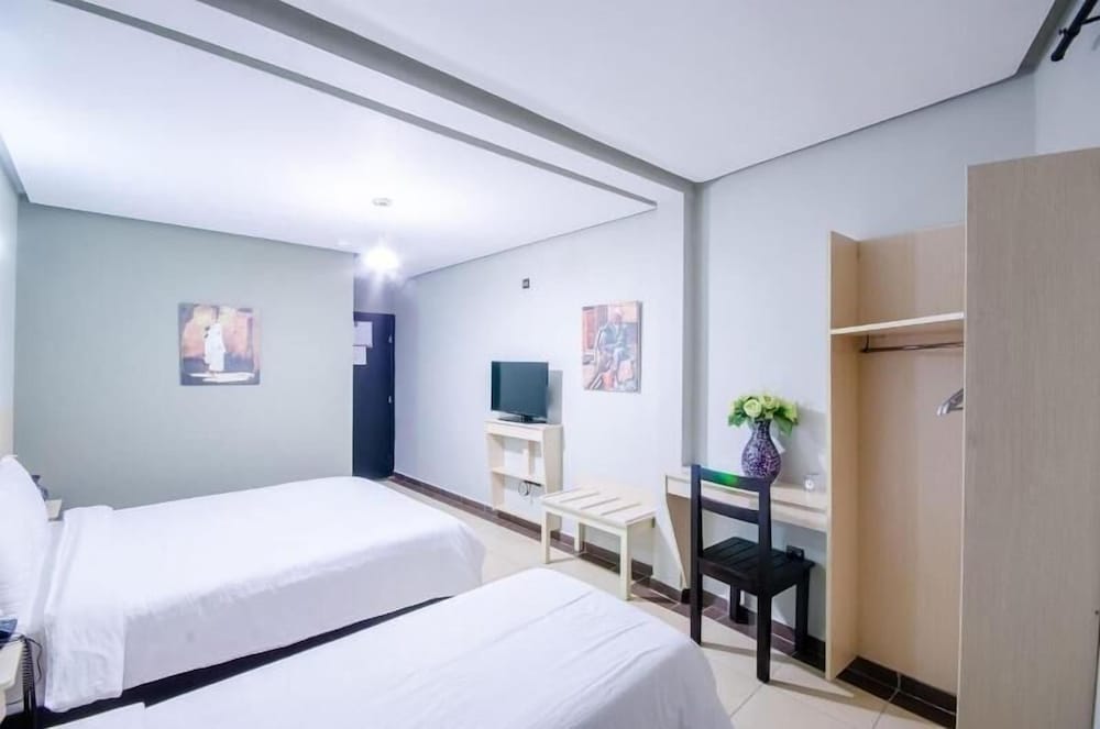 Hotel Inou 8/50