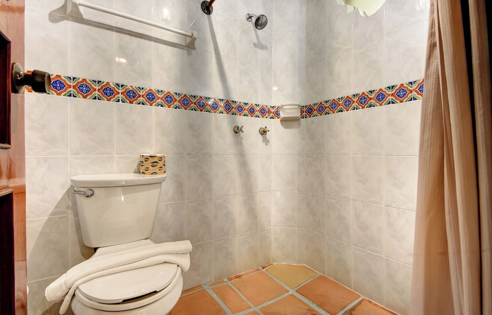 Hotel Cielo, Playa del Carmen 66/69