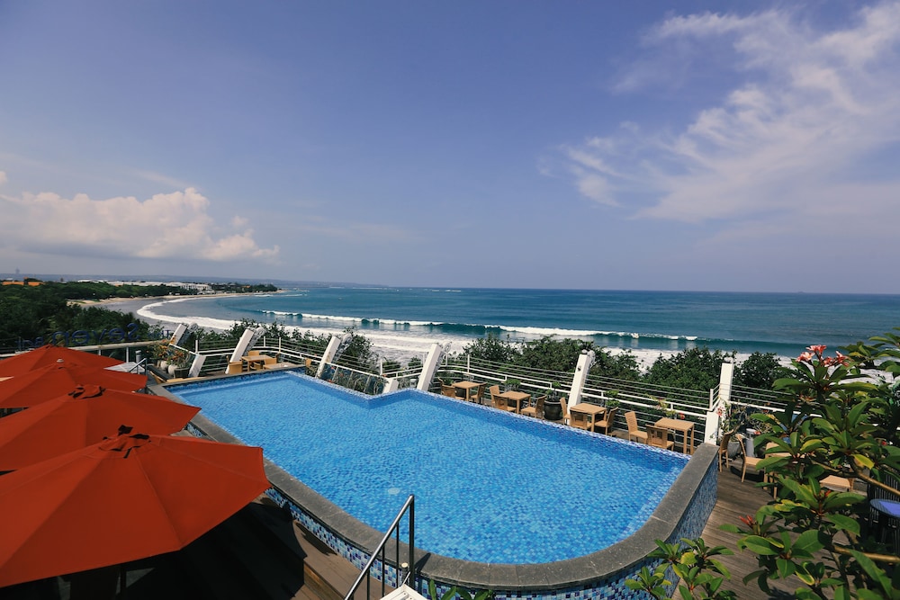 KUTABEX BEACH FRONT HOTEL 38/53