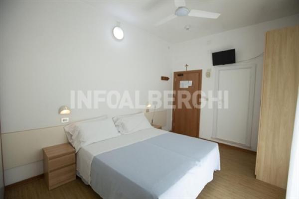 Hotel Azzurro 20/50