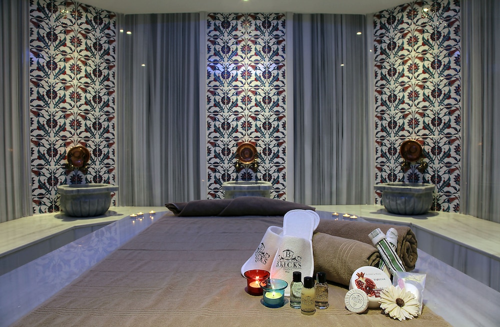 Bricks Hotel Istanbul 46/69